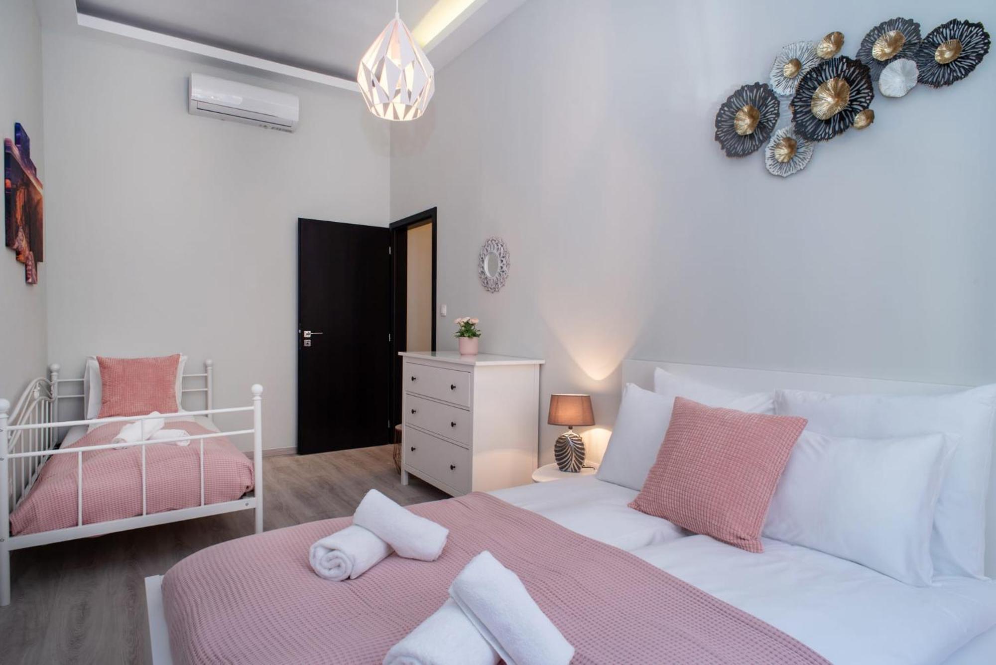 Very Central New And Large Ac Apartment Budapest Exterior photo
